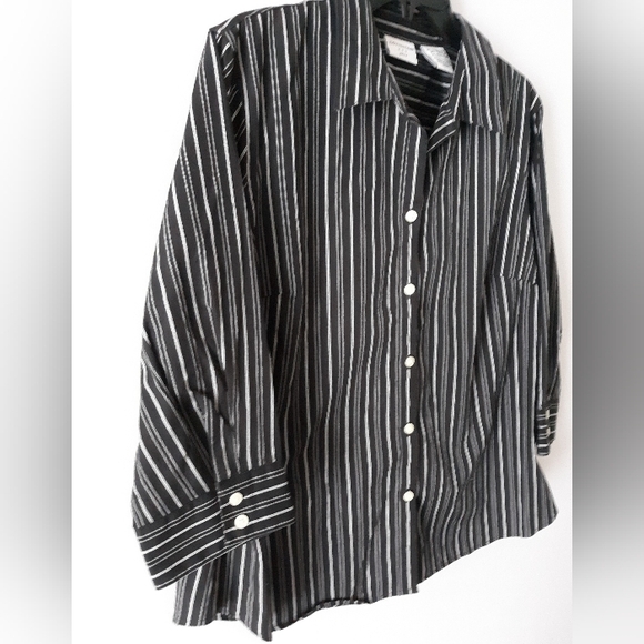 Black and White Striped Women's Top - Picture 2 of 4